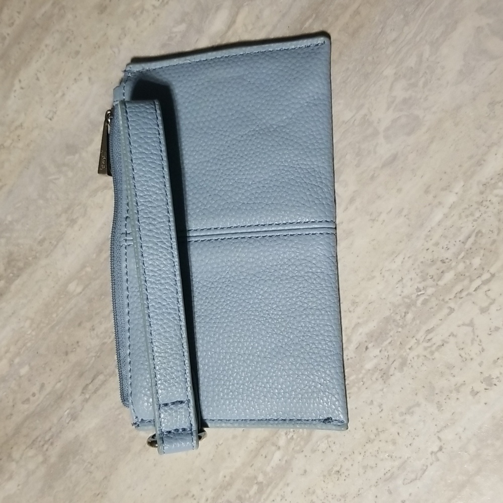 Jewell by Thirtyone wristlet